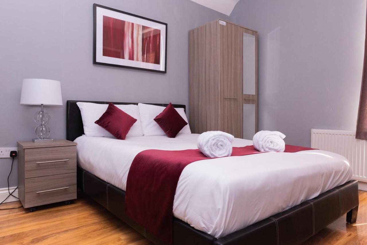 Alexandra Contractor House - Free Parking For Large Vans, Free Wifi & Netflix By Firoz Property Management Aldershot Quarto foto